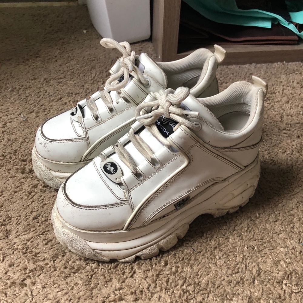 Buffalo London sneakers 37 used